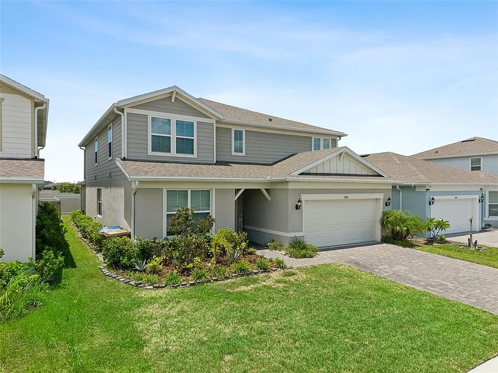 5 bed, 4.5 bath, 3617 sqft, $3,500 — Photo 2