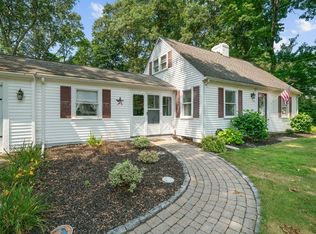 32 Anawan Rd, North Attleboro, MA 02760
