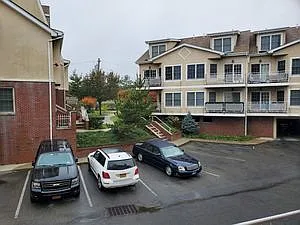 50 Patricia Ln #412 — Photo 7