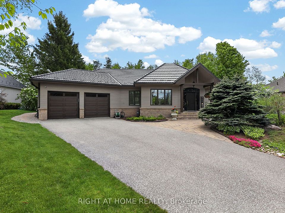 1st image of 13 Alpine Way