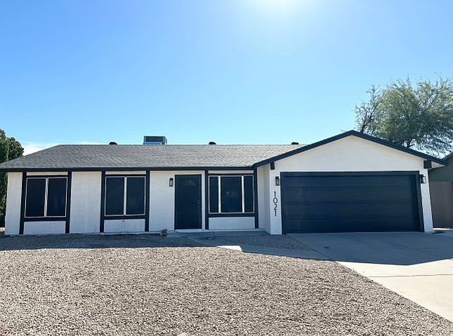 1st image of 1021 W Hononegh Dr