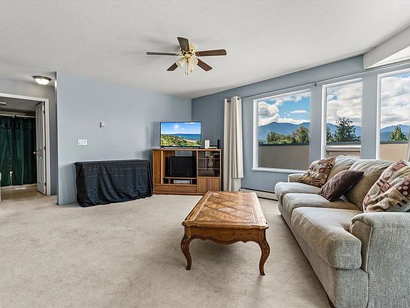 4th image of 7685 Amber Dr #217