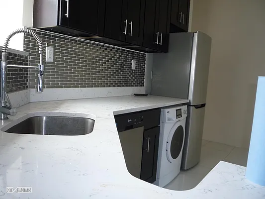 Rented by Citi Habitats | media 33