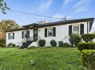 3853 Woodward Dr, Nashville, TN 37207