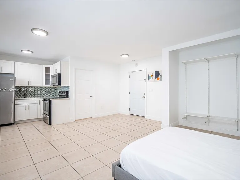 6971 Carlyle Ave #107 — Photo 4