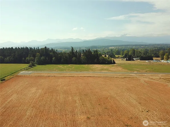 375 Dorothy Hunt Lane, Sequim, WA 98382