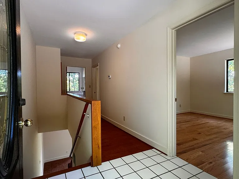 2472 Red Hill Rd — Photo 32