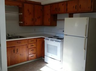 1300 Mertensia Rd APT 4, Farmington, NY 14425
