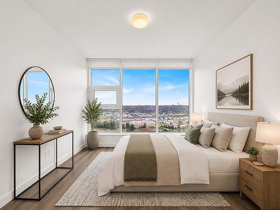 2nd image of 680 Quayside Dr #3807