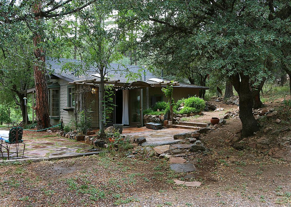 side entry to house