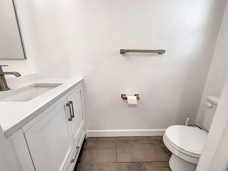 4424 Coldwater Canyon Ave #3 — Photo 16
