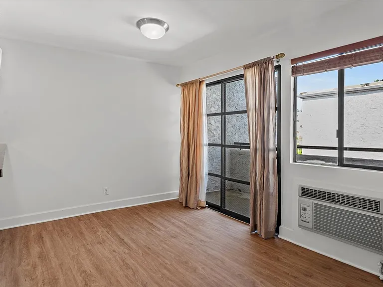10982 Roebling Ave #557 — Photo 6