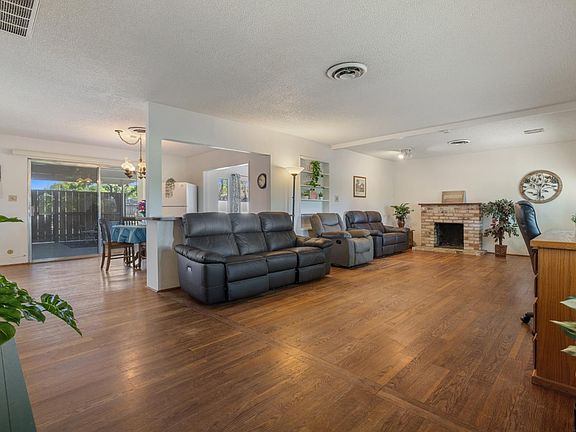 4th image of 2700 Macdougal St APT 1
