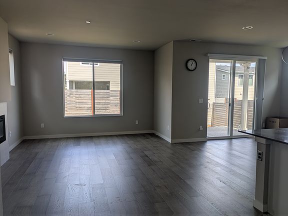 3rd image of 13672 NE 97th St