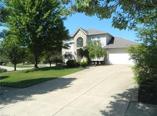 934 Lydian Cir, Brunswick, OH 44212