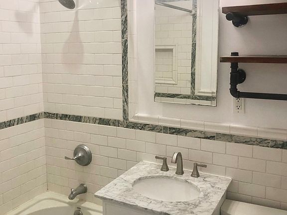 4th image of 104 Perry St APT 4C