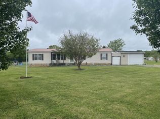 1037 Mount Vernon Rd, Bethpage, TN 37022