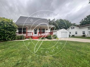 1950 Ashcroft Dr, Oregon, OH 43616