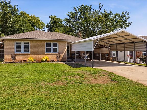 3rd image of 2409 Cashion Pl