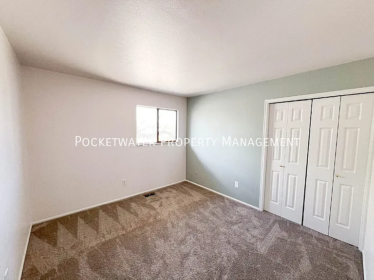 5452 Blackhawk Rd — Photo 23