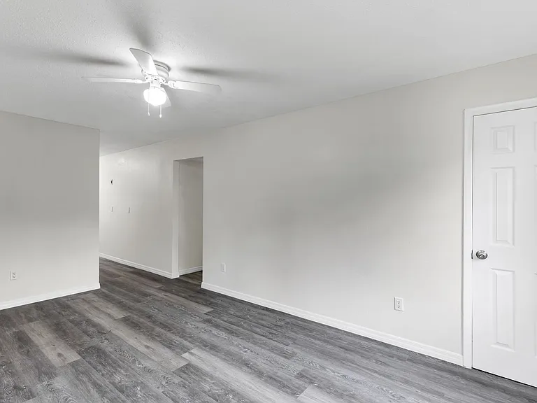 751 Bellevue Ave #1 — Photo 4