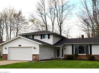 33193 Cromwell Dr, Solon, OH 44139