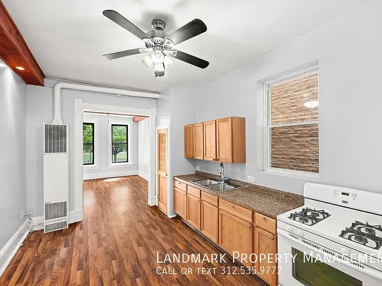 1124 N Wolcott Ave #1 — Photo 4
