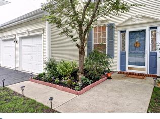 23 Navesink Dr, Pennington, NJ 08534