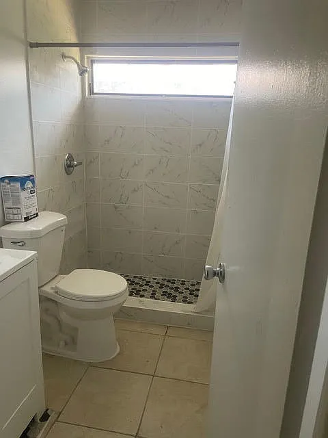 2 bed, 1.0 bath, 1000 sqft, $1,825 — Photo 3