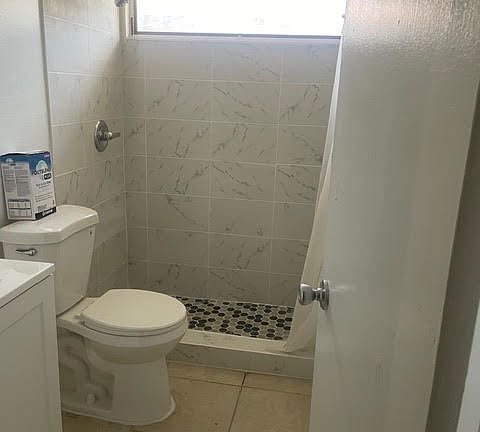 3rd image of 322 SW 2nd St APT 3