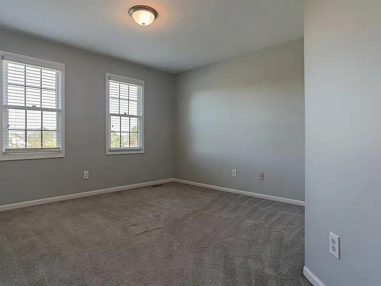9140 Countrywood Dr — Photo 10