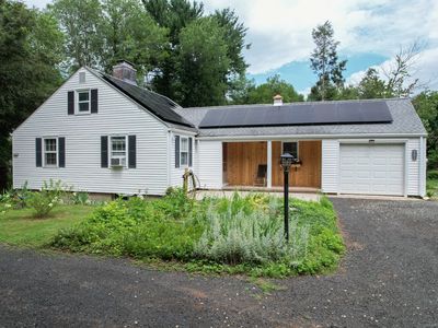 931 Chestnut Hill Road, Glastonbury, CT, 06033