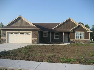 4174 N Paul Cir, Bay City, MI 48706
