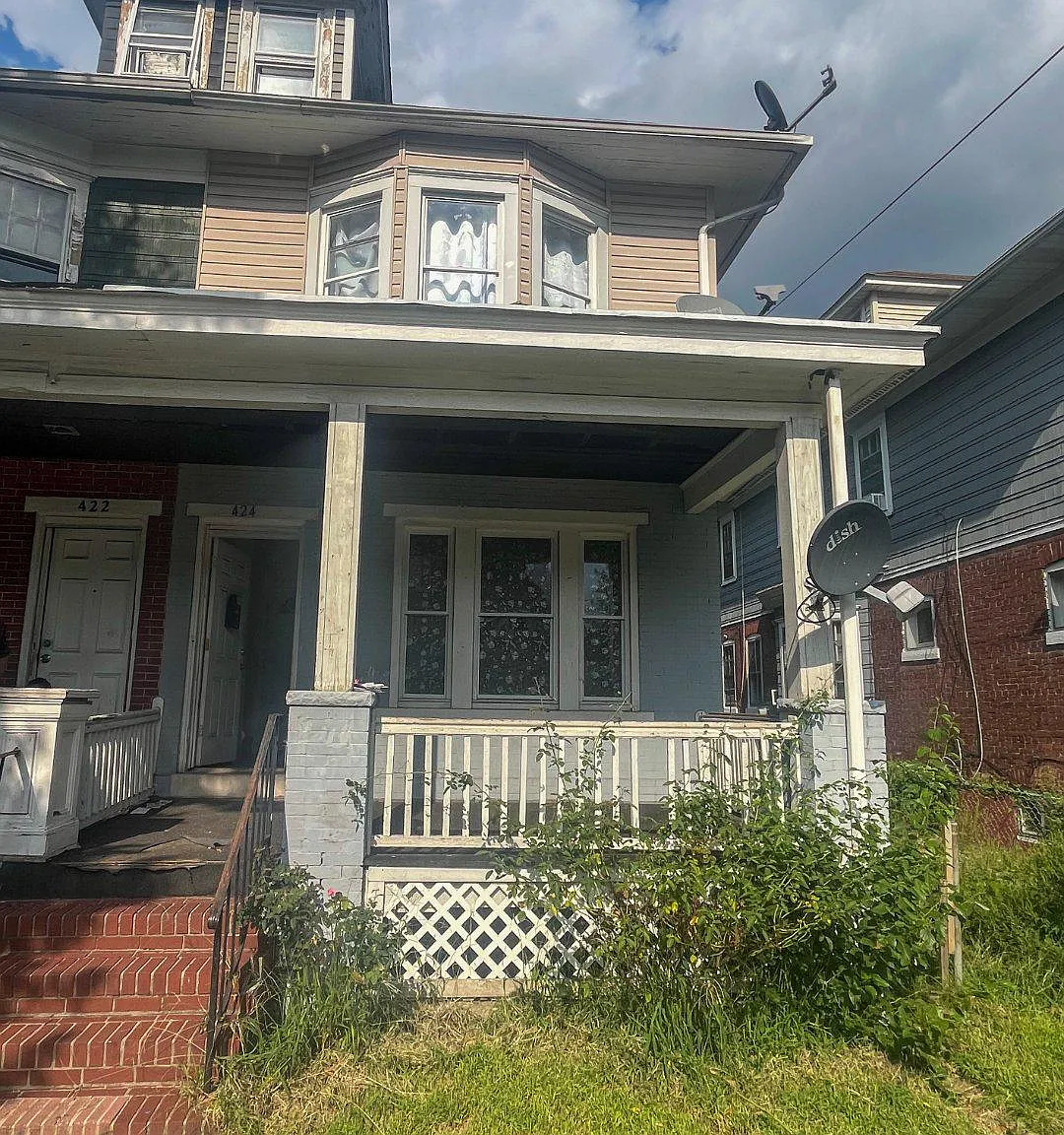 1 bed, 1.0 bath, 2037 sqft, $1,650 — Photo 1