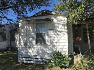 803 E Clare St, Beeville, TX 78102