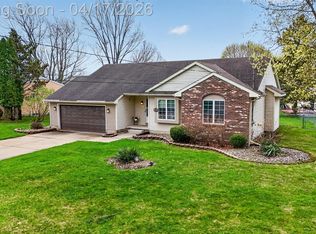 1011 Montreux Dr, Dewitt, MI 48820