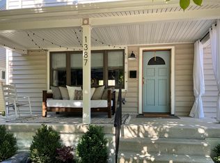 1387 Hollywood Pl, Columbus, OH 43212