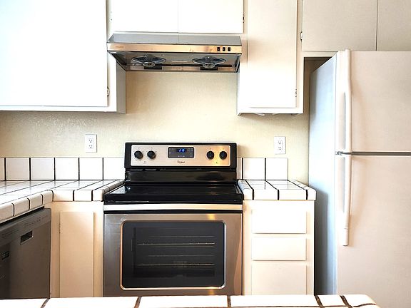 4th image of 6243 Truckee Ct