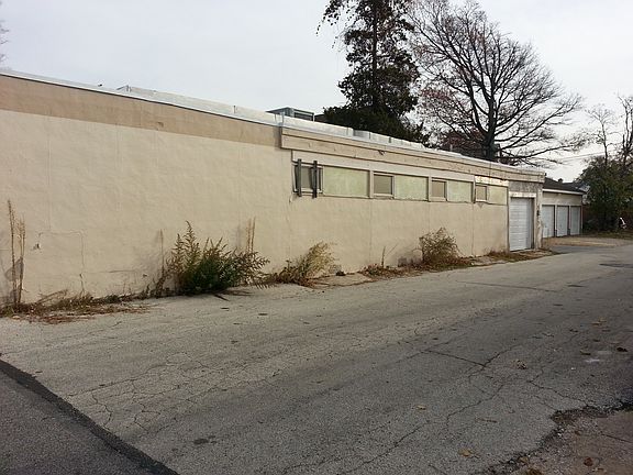 3rd image of 303 Harry St