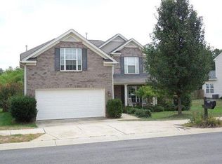 1417 Moss Creek Dr, Harrisburg, NC 28075