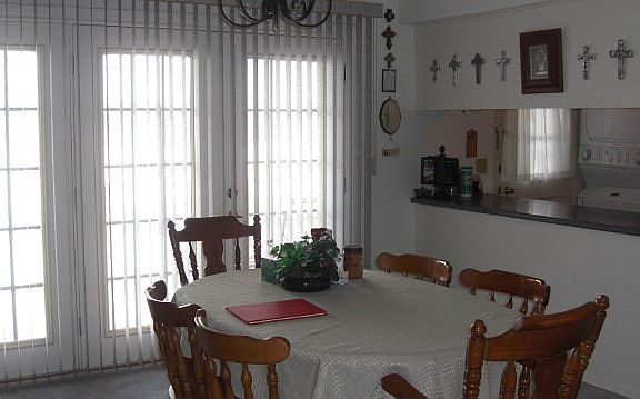 3rd image of 2462 University Ave Unit D