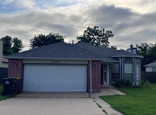 11232 S Nandina Ave, Jenks, OK 74037