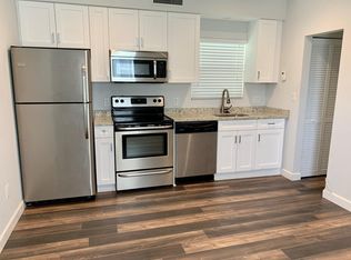 335 Kenilworth Blvd APT 3, West Palm Beach, FL 33405