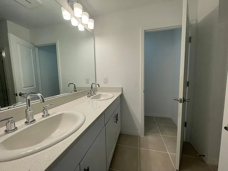 4768 Vellacito Way — Photo 31