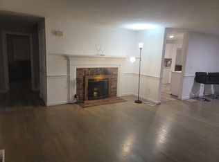 (Undisclosed Address), Centerville, MA 02632