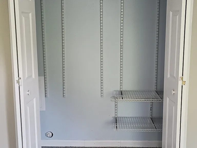 4350 Hunters Club Dr #U — Photo 3