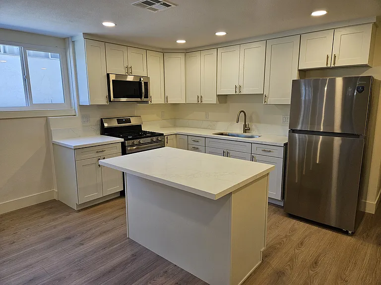 3657 Broadmoor Blvd #ADU — Photo 10
