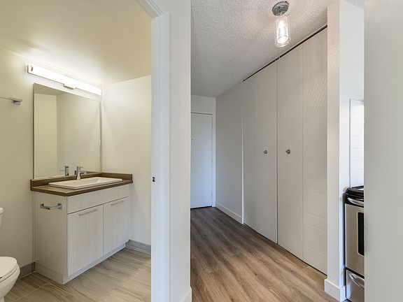3rd image of 10140 113th St #413038