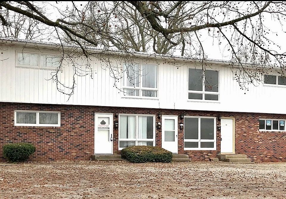 1st image of 627 N Bryan Ave APT 9