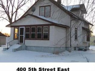 400 5th St E, Hector, MN 55342